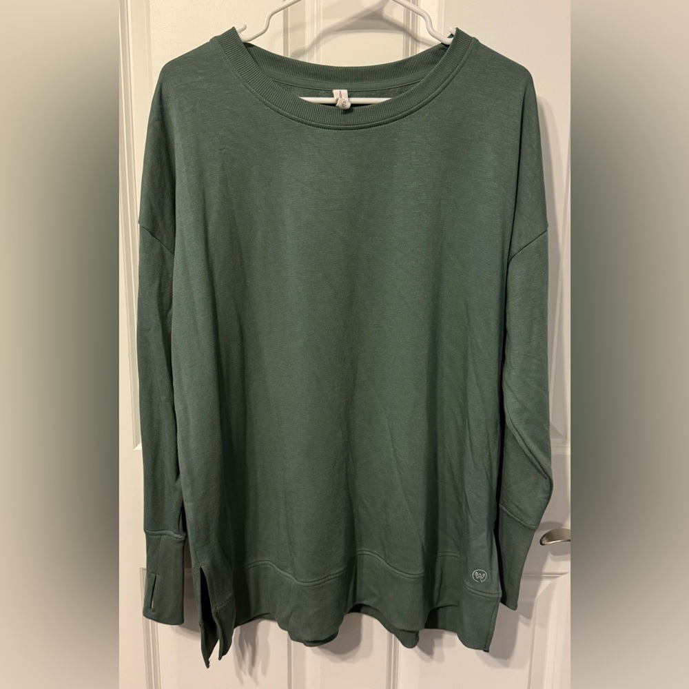 Wander Forest Green Crewneck Top